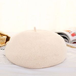 Milky White Autumn And Winter Wool Beret